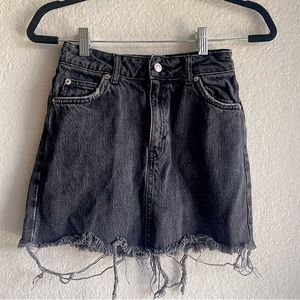 TopShop Moto Raw Black Denim Mini Skirt Size 2